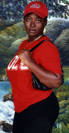 Date this sultry Jamaica girl Kemeisha from  N2884
