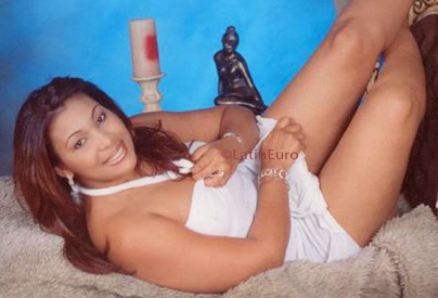 Date this exotic Dominican Republic girl Kathy from Santiago N2946