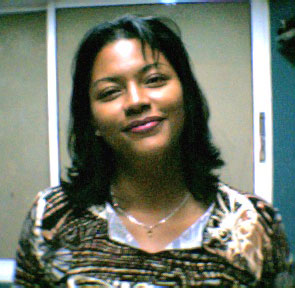 Date this attractive Dominican Republic girl Glenis from Santo Domingo N2999