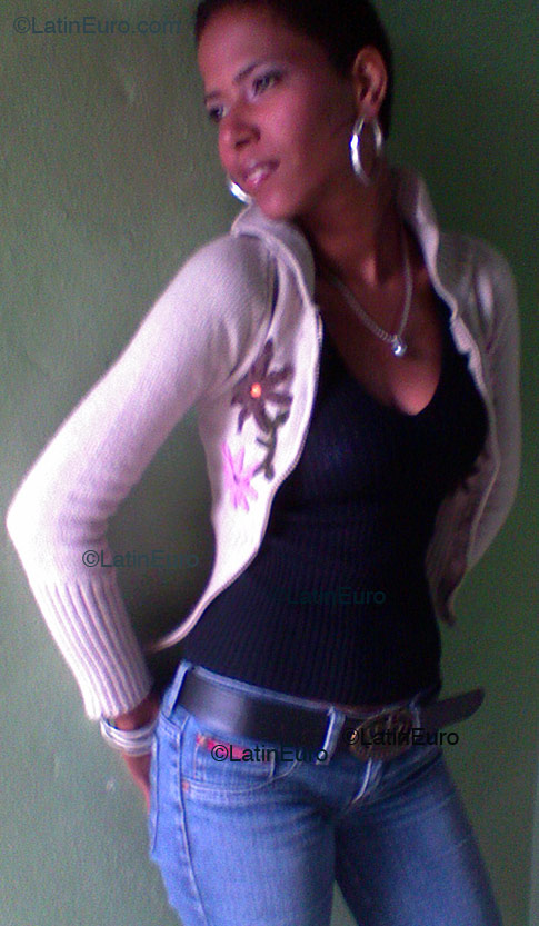Date this exotic Any Country girl Wendy- from  N329