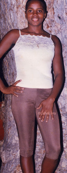 Date this nice looking Jamaica girl Sonia from  N3507