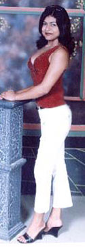 Date this young Honduras girl Irosis from Yoro N3527