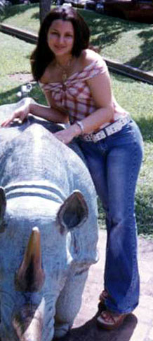 Date this tall Honduras girl Luz from La Ceiba N3562