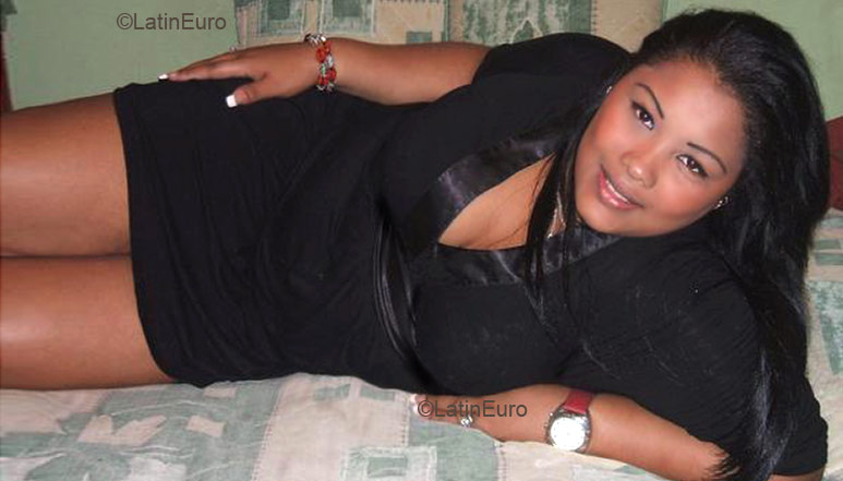 Date this charming Dominican Republic girl Ana from Santo Domingo N509