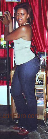 Date this sultry Dominican Republic girl Maria from Santiago N565