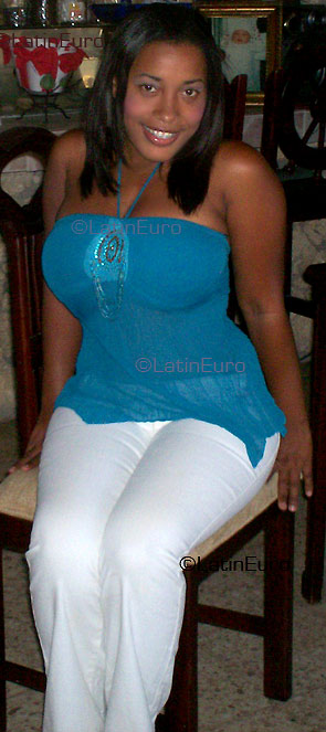 Date this attractive Any Country girl Yajaira from  N790