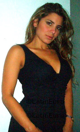 Date this beautiful El Salvador girl Maria from San Salvador SV9