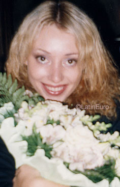 Date this hot Russia girl Elena from  R3618