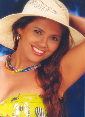 Date this cute Brazil girl Luliane from  B6719