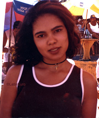 Date this nice looking Brazil girl Rosangela from FEIRA DE SANTANA B8035