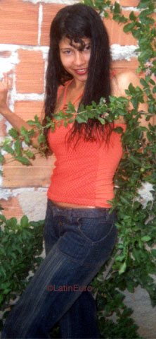 Date this passionate Brazil girl Clarice from SETE LAGOAS B8067