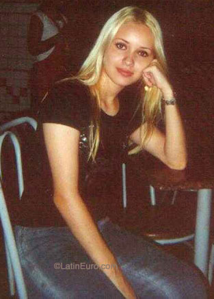 Date this sensual Brazil girl Paola from CABO FRIO B8069