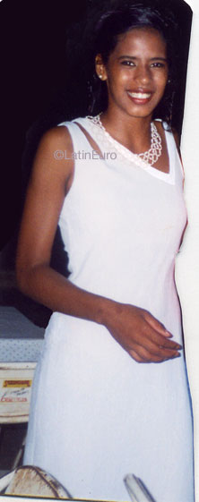 Date this good-looking Brazil girl Cindreia from PEDRA PRETA B8390