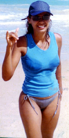 Date this exotic Brazil girl Elaine from CAMPINA B8483