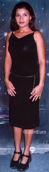 Date this hot Honduras girl Iris from Choloma N3872