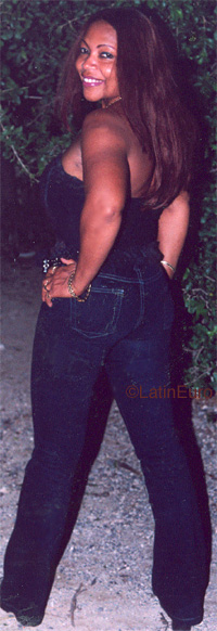 Date this happy Any Country girl Mari Estela from  N3859