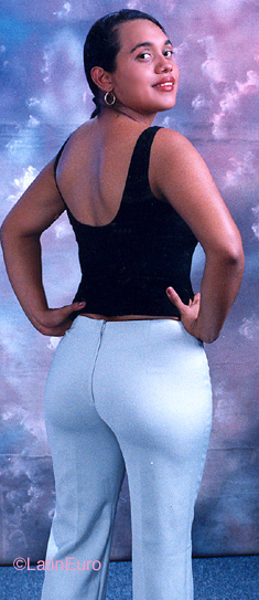 Date this fun Honduras girl Yovana from San Pedro Sula N3851