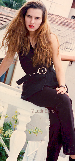Date this nice looking Brazil girl Dulaneia from ARAUJOS B9900