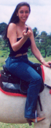 Date this hot Brazil girl Elaine from GUARULHOS B9963