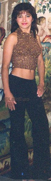 Date this tall Brazil girl Ester from  B9925