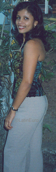 Date this hot Brazil girl Euseli from NATIVIDADE B9907