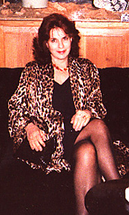 Date this hard body Brazil girl Jeanet from SAO PAULO B9955