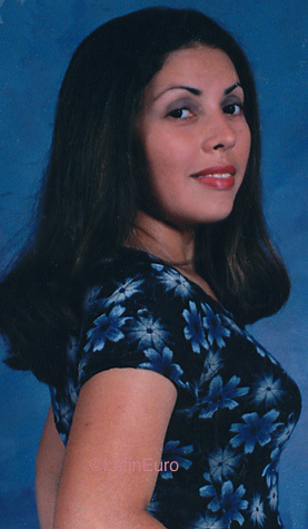 Date this happy Honduras girl Nora from San Pedro Sula N3818
