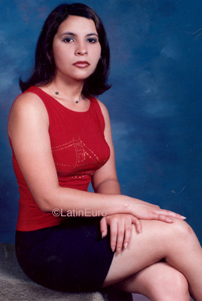Date this charming Honduras girl Karen from San Pedro Sula N3777