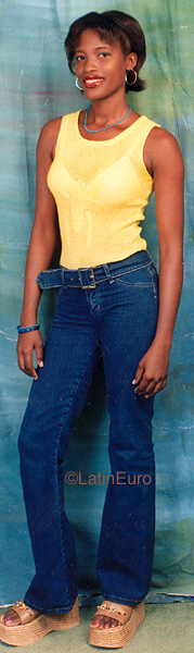 Date this nice looking Any Country girl Magolie from  N3787