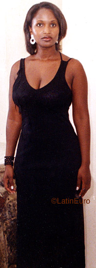 Date this good-looking Brazil girl Angela from BETIM B9714