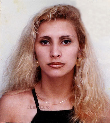 Date this gorgeous Brazil girl Eliana from SANTA CATARINA B9613