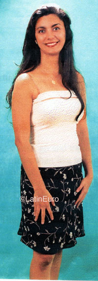 Date this cute Brazil girl JeaneValeria from Guarulhos B9462