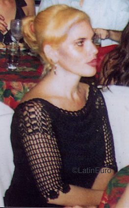 Date this exotic Brazil girl Anna from GOIANIA B9350