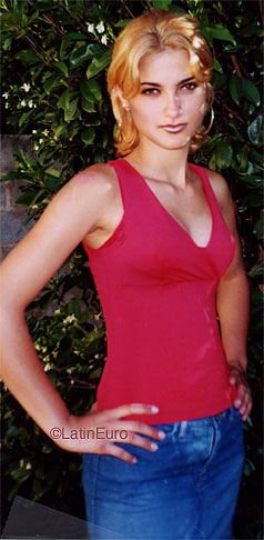 Date this stunning Brazil girl Betania from CACHOEIRO DE ITAPEMIRIM B9327