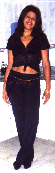 Date this cute Brazil girl Delci from ARUJA B9419