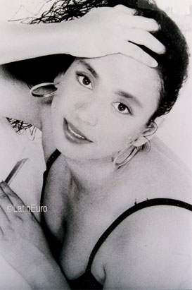 Date this hard body Brazil girl Simone from SAO PAULO B8978