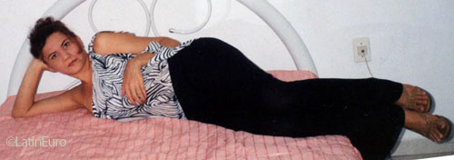 Date this cute Brazil girl Lucileide from CURRAIS B8802