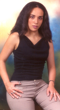 Date this young Colombia girl Juana from Envigado C72