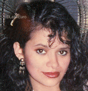 Date this happy Honduras girl Ana from  N3947