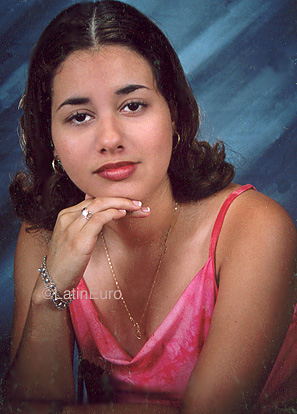 Date this sultry Honduras girl Vilma from San Pedro Sula N3962