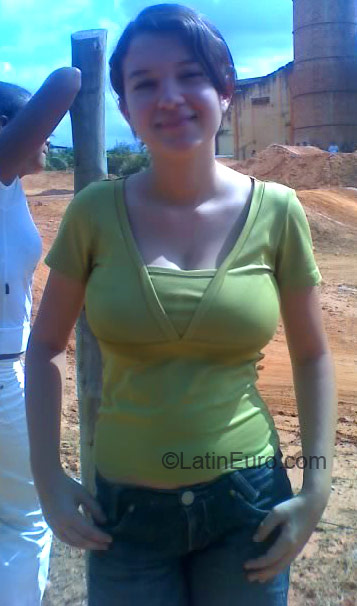 Date this tall Brazil girl Priscila from Governador Valadares BR51