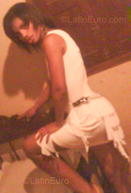 Date this lovely Brazil girl Fabiana from Santa Maria De Jetiba BR74