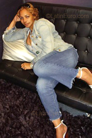Date this tall Dominican Republic girl Miosotys from Santo Domingo DO59