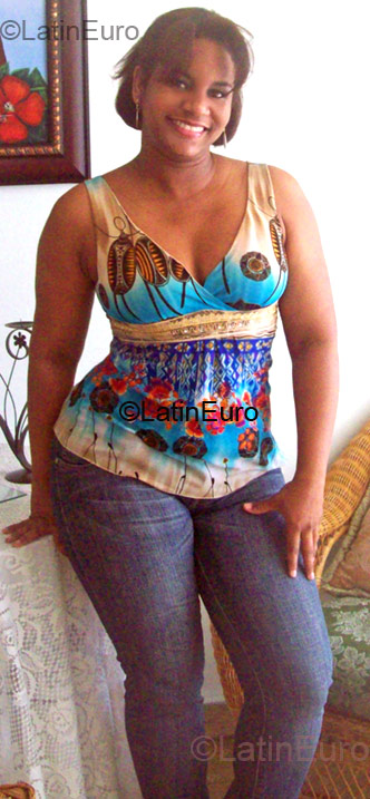 Date this lovely Dominican Republic girl Natalia from Santo Domingo DO67
