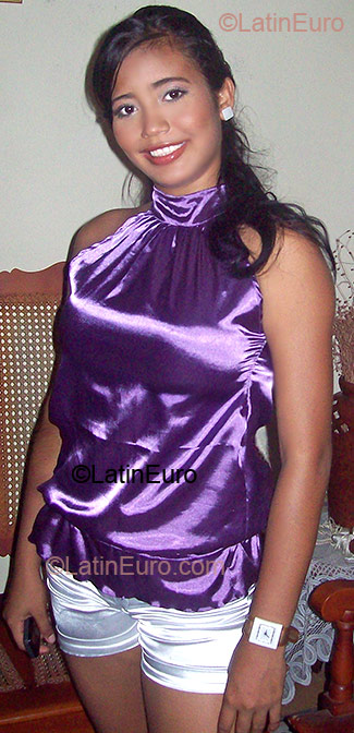 Date this hot Colombia girl Nataly from Cartagena CO98