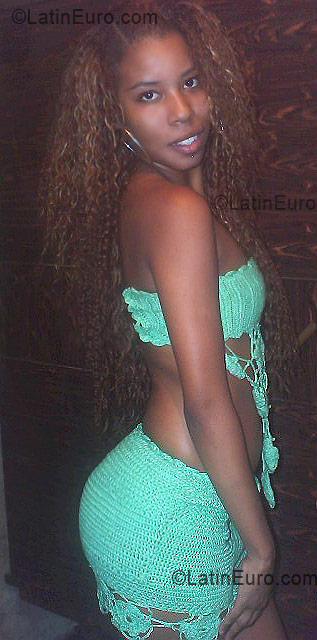 Date this sultry Brazil girl Indiana from Sao Goncalo BR138