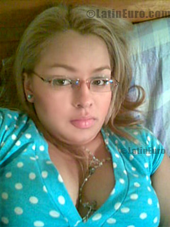 Date this young Colombia girl Deisy Milena from Bogota CO106