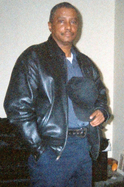 Date this tall United States man CRIMSONKING from chicago US489