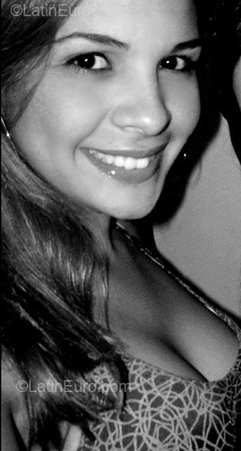 Date this good-looking Brazil girl Ana Beatriz from Nazare Da Mata BR330