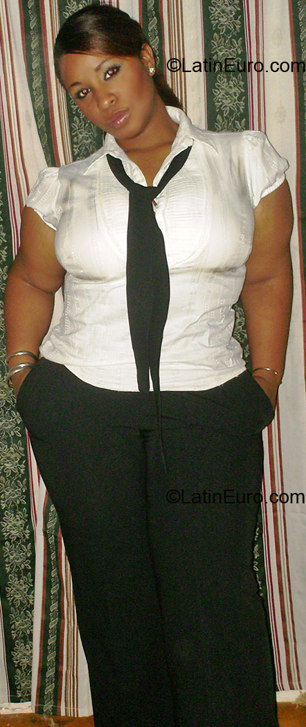 Date this passionate Dominican Republic girl Emma Amanda from  DO248